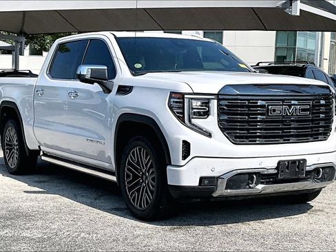 Used 2022 GMC Sierra 1500 Denali Ultimate AWD/4WD image 1
