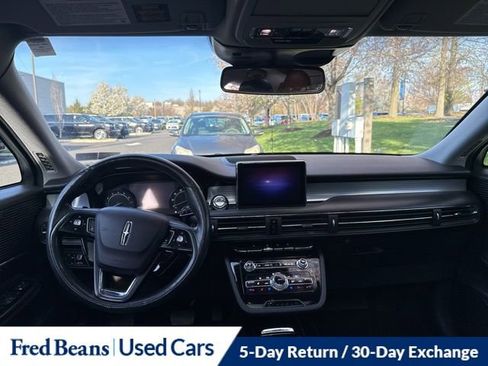 Used 2022 Lincoln Corsair AWD w/ Premium Package image 14