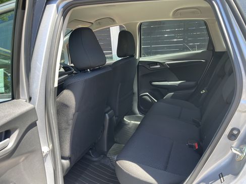 Used 2019 Honda Fit LX image 17