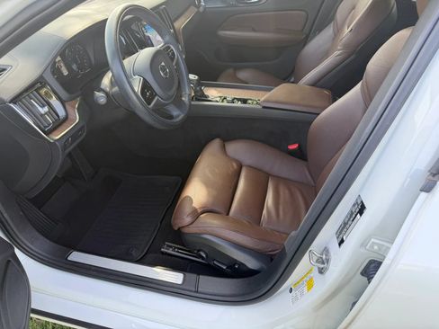 Used 2021 Volvo S60 T5 Inscription AWD/4WD image 7