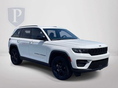 Used 2023 Jeep Grand Cherokee Altitude