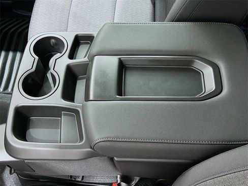 New 2026 GMC Sierra 1500 SLE w/ Preferred Package image 17