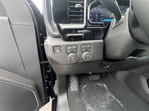 New 2026 Chevrolet Silverado 2500 LTZ w/ LTZ Premium Package image 13