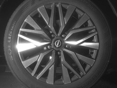 Used 2025 Nissan Altima 2.5 SV image 15