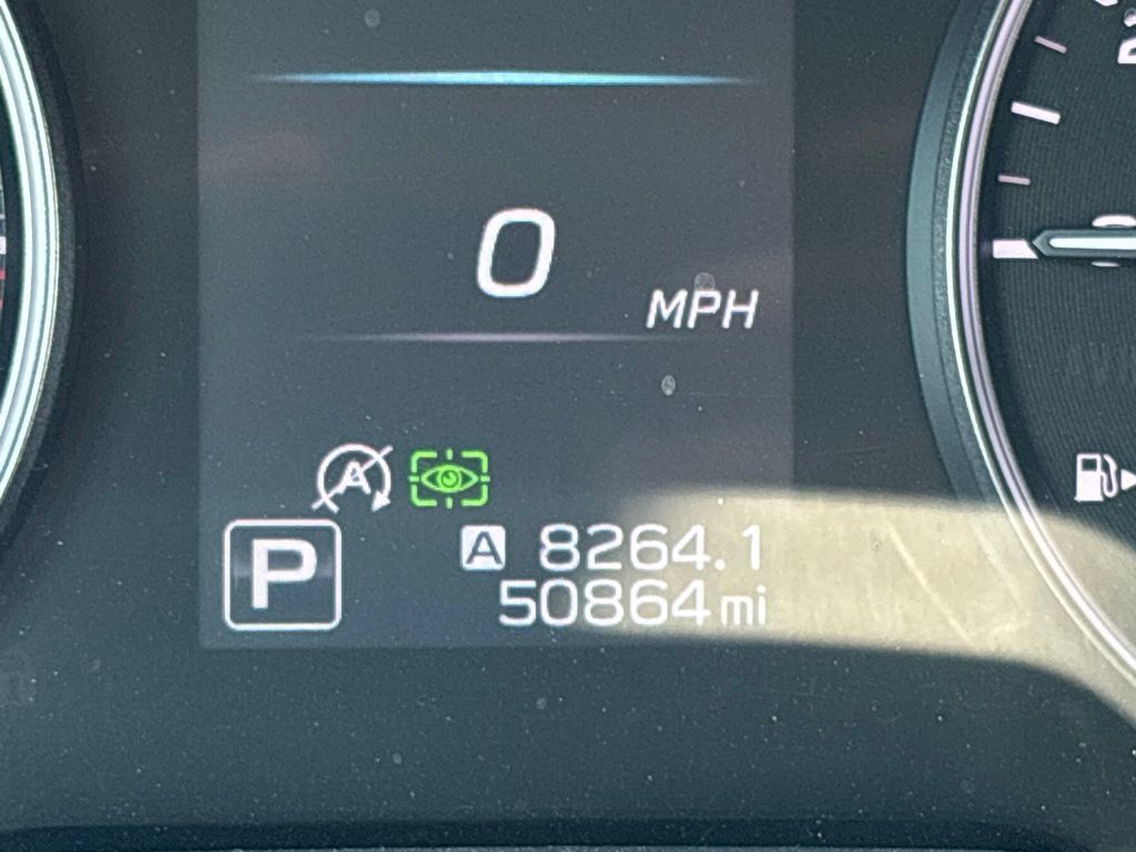 Used 2020 Subaru Outback Touring w/ Popular Package #2 AWD/4WD image 25