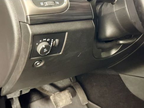 Used 2020 Jeep Grand Cherokee Altitude image 17