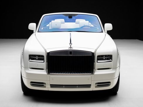 Used 2013 Rolls-Royce Phantom Drophead Coupe image 9
