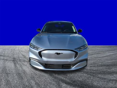 Certified 2022 Ford Mustang Mach-E Premium RWD image 9