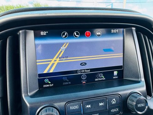 Used 2016 GMC Canyon SLE image 21