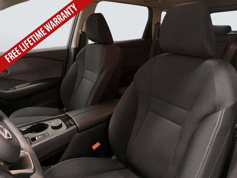 Used 2023 Nissan Rogue S AWD/4WD image 25