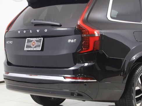 Used 2025 Volvo XC90 B6 Plus AWD/4WD image 44