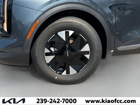 New 2026 Kia Sportage LX image 39