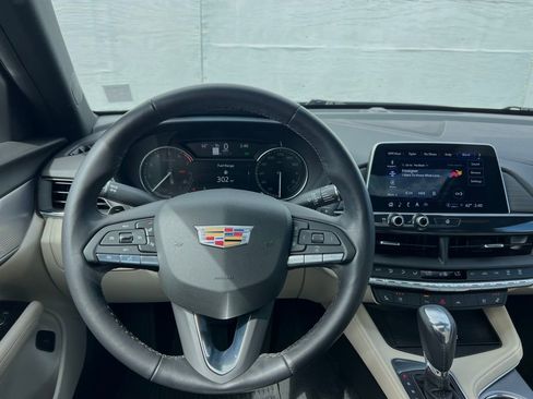 Certified 2023 Cadillac CT4 Premium Luxury image 36