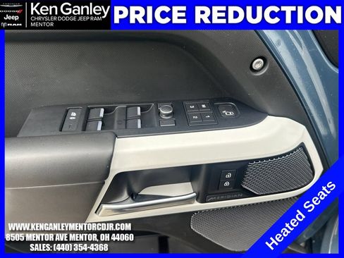Used 2020 Land Rover Defender 110 AWD/4WD image 11
