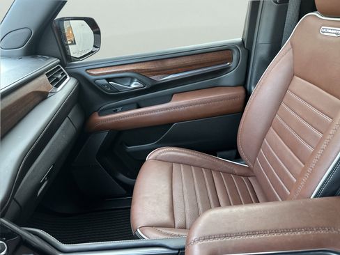 Used 2024 GMC Yukon Denali Ultimate image 23