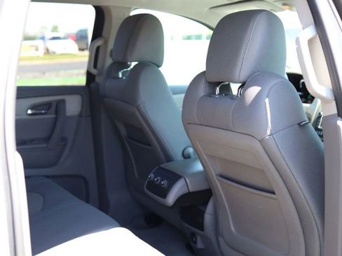 Used 2017 Chevrolet Traverse LS FWD image 34