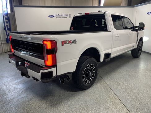 Used 2025 Ford F250 Platinum image 6