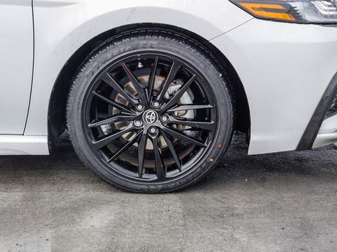 Used 2023 Toyota Camry XSE image 11