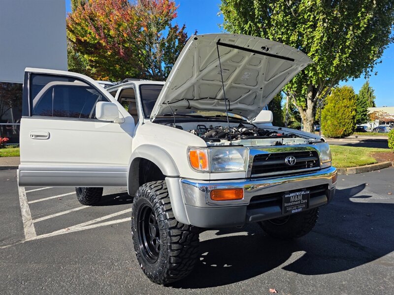 Used 1998 Toyota 4Runner Limited AWD/4WD image 26