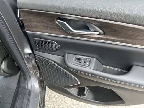 New 2026 Jeep Grand Cherokee Limited AWD/4WD image 15