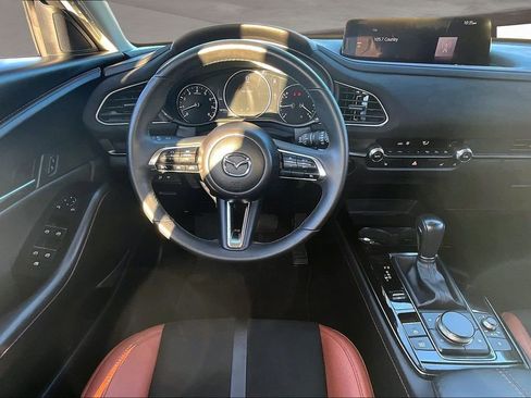 Used 2024 MAZDA CX-30 Carbon image 8