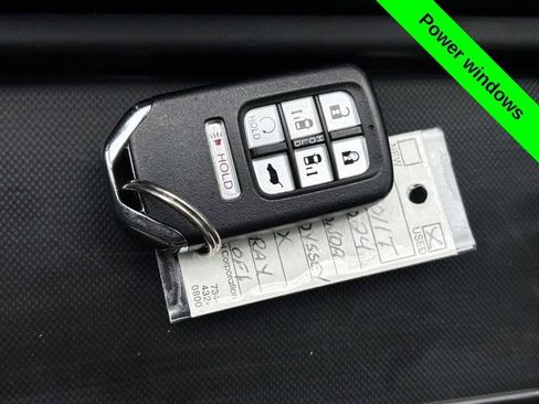 Used 2024 Honda Odyssey EX image 22