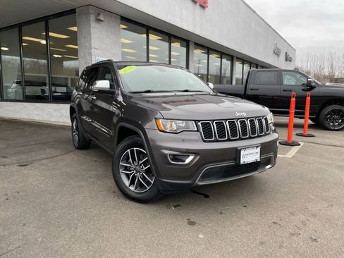 Used 2019 Jeep Grand Cherokee Limited image 3