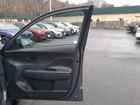 Used 2025 Hyundai Kona SEL AWD/4WD image 36