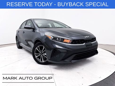 Used 2024 Kia Forte LXS w/ LXS Technology Package image 1