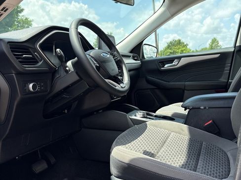 Used 2021 Ford Escape SE w/ SE Sport Appearance Package FWD image 14