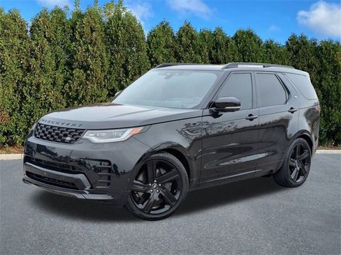 Used 2024 Land Rover Discovery Dynamic SE image 1