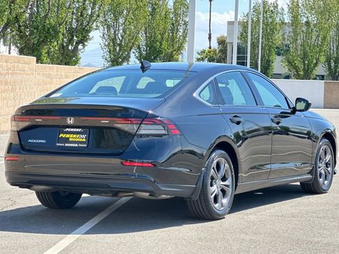 Used 2023 Honda Accord EX image 4