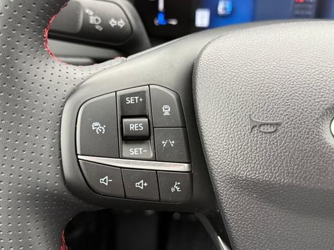 Certified 2024 Ford Escape ST-Line w/ Tech Pack #1 AWD/4WD image 22