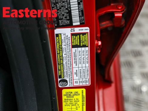 Used 2024 Toyota Camry SE image 59