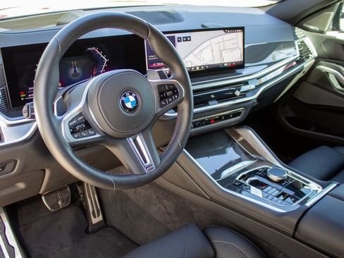 Used 2026 BMW X6 M60i image 11