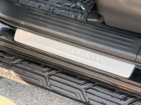 Used 2022 INFINITI QX80 Sensory w/ All-Season Package AWD/4WD image 38