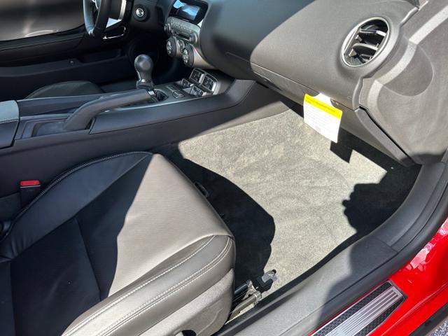 Used 2010 Chevrolet Camaro SS w/ White Stripe Package RWD image 10