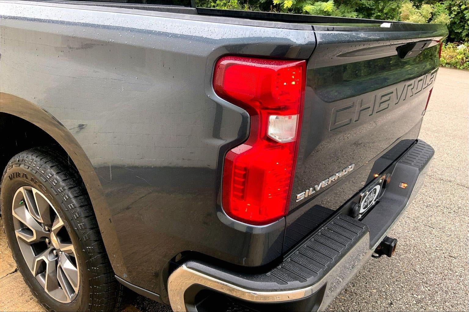 Used 2020 Chevrolet Silverado 1500 LT w/ Texas Edition AWD/4WD image 28