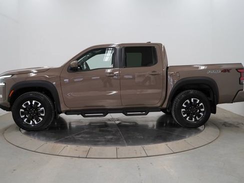 Used 2023 Nissan Frontier PRO-4X w/ Technology Package AWD/4WD image 4