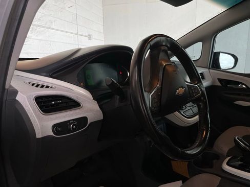 Used 2019 Chevrolet Bolt LT image 14