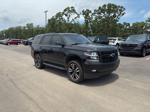 Used 2019 Chevrolet Tahoe Premier AWD/4WD image 4