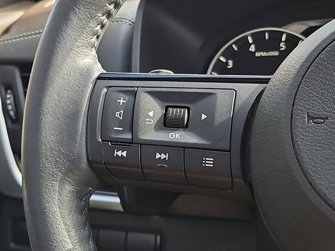 Certified 2023 Nissan Rogue SV w/ SV Premium B Package image 20