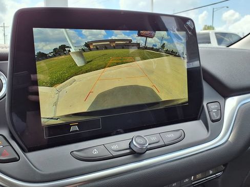 Used 2024 Chevrolet Blazer LT w/ Convenience Package FWD image 25