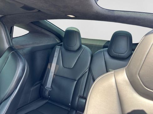 Used 2018 Tesla Model X 75D AWD/4WD image 35