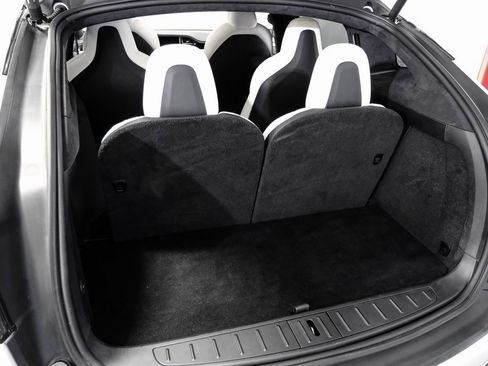 Used 2020 Tesla Model X Long Range image 58