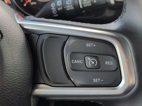 Used 2020 Jeep Wrangler Unlimited Sahara AWD/4WD image 24