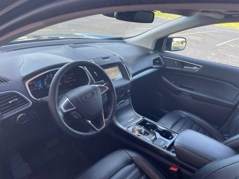 Used 2019 Ford Edge SEL w/ Equipment Group 201A AWD/4WD image 23