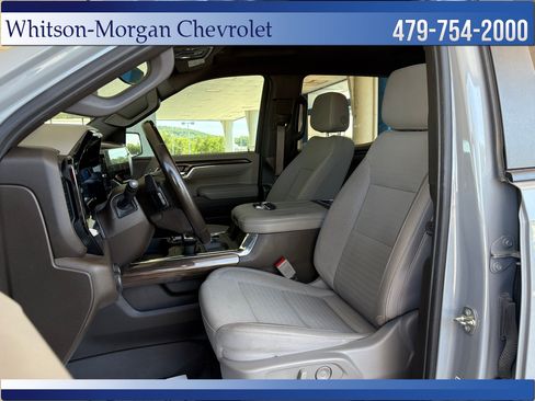 Used 2024 Chevrolet Silverado 1500 LT AWD/4WD image 9