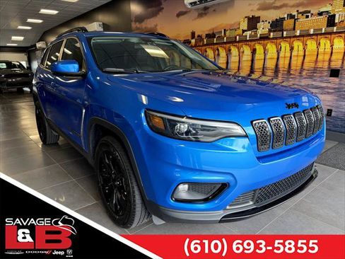 Certified 2020 Jeep Cherokee Latitude Plus AWD/4WD image 1