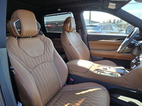 New 2026 INFINITI QX60 Autograph w/ Dark Cargo Package image 12